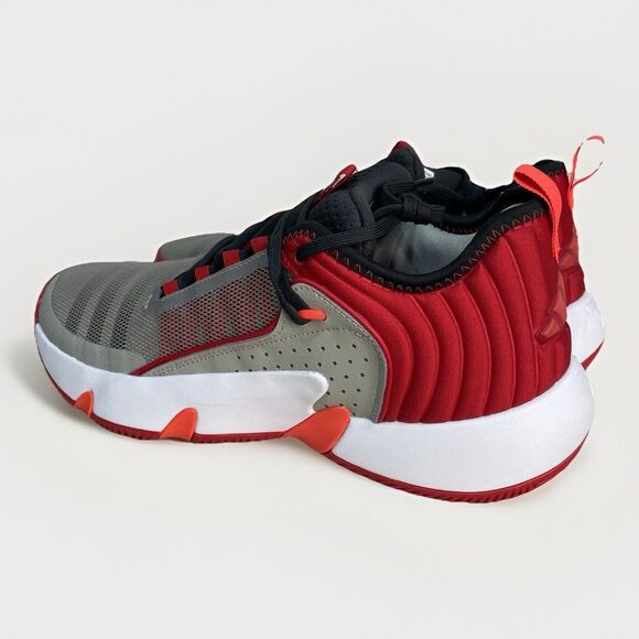Adidas Trae Unlimited Metal Grey Red IF5611 Men Sz 10.5 Basketball Shoes Sneaker main image 4